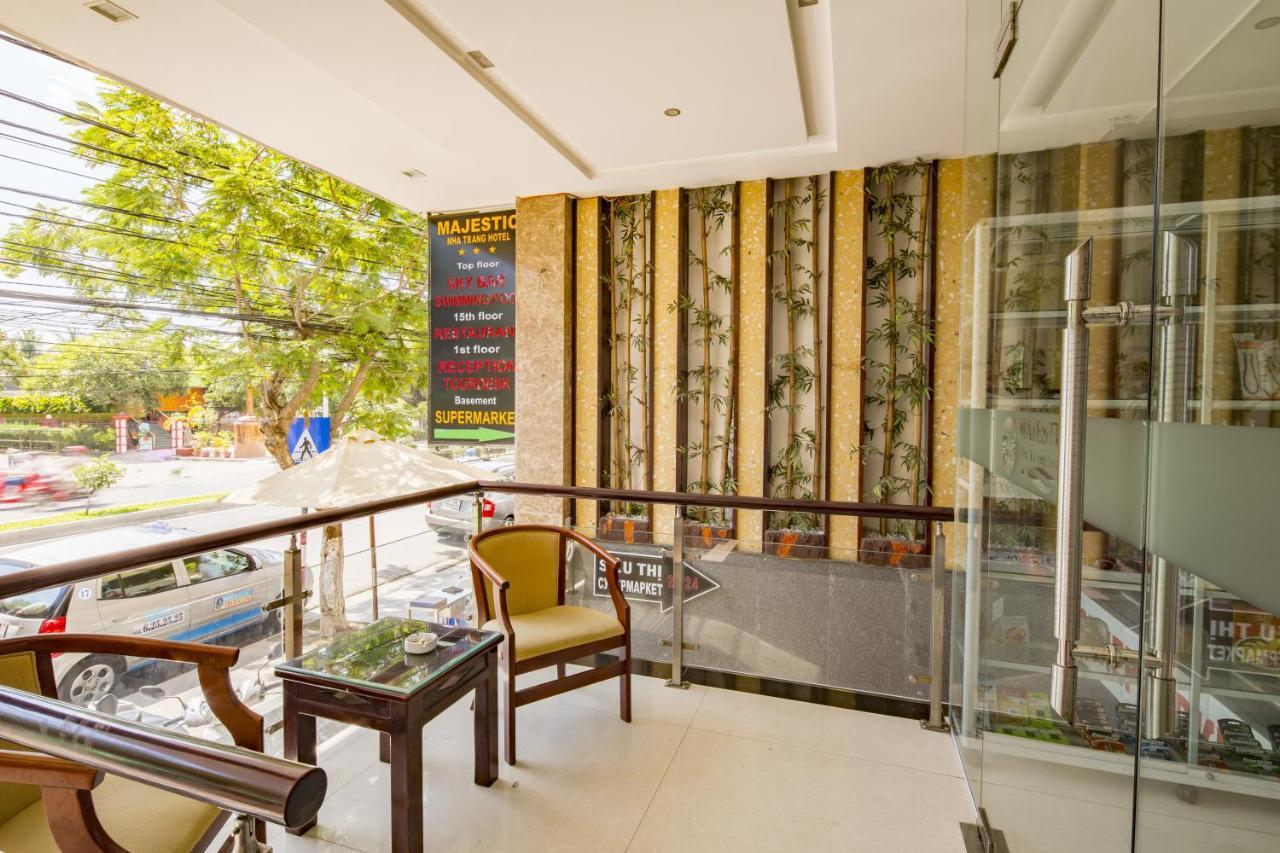 Majestic Nha Trang Hotel Buitenkant foto
